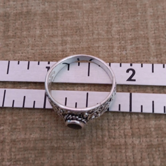 Silver Tone Black Stone Ring - Picture 7 of 7